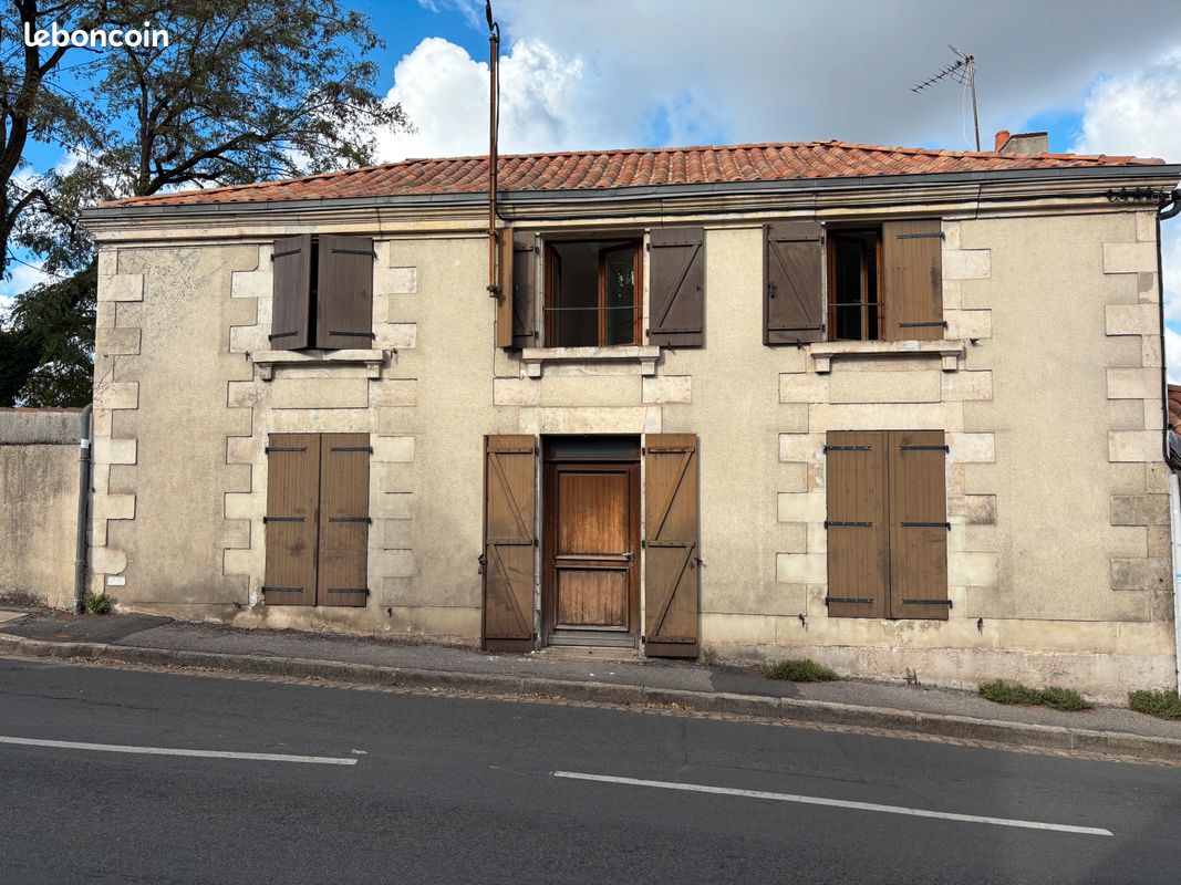 Maison 4 pièces 115 m² · à Poitiers · 115 m² · 860 €/mois