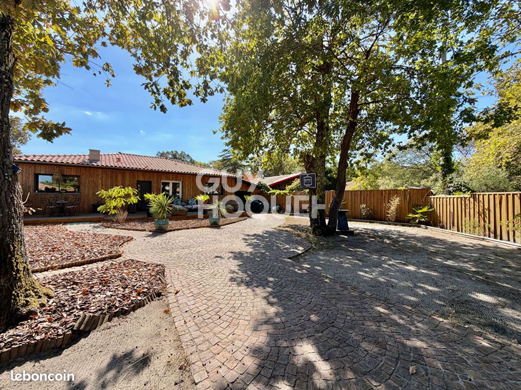 Maison 5 pièces 142 m² · à Gujan-Mestras · 142 m² · 724 500 €
