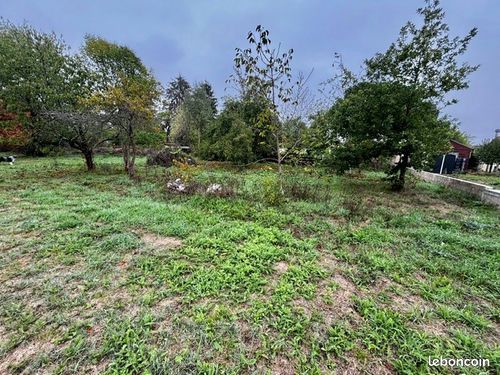 Terrain 680 m² · à Bergerac · 40 000 €