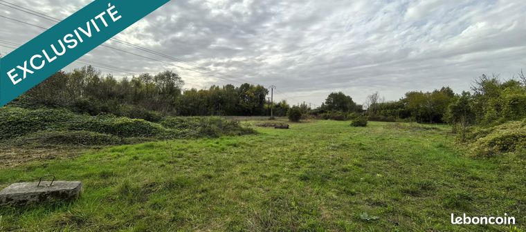 Terrain 4772 m² SAINT-JEAN-D'ANGELY