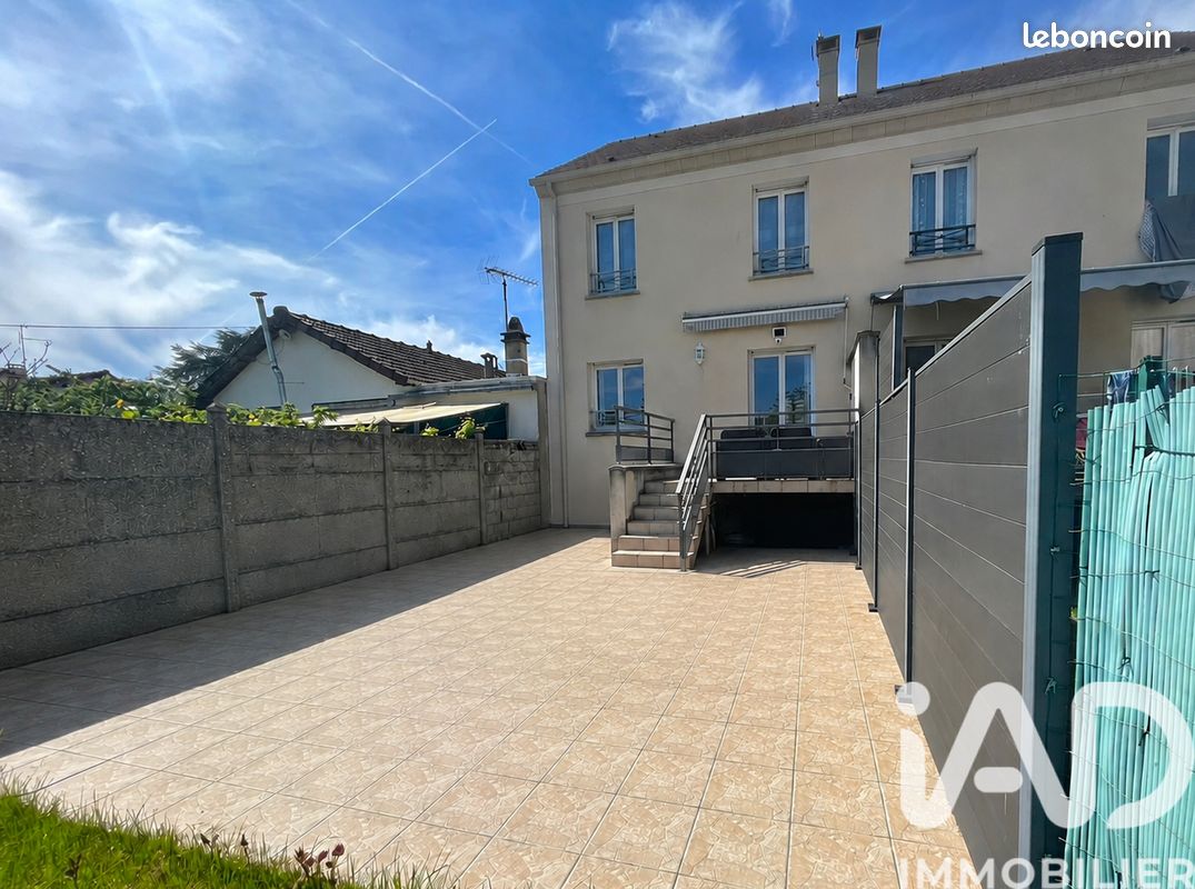 Maison 5 pièces 72 m² · à Quincy-sous-Sénart · 72 m² · 309 700 €