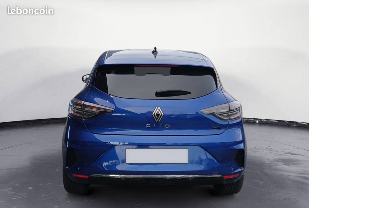 Renault clio e tech full hybrid 145 ch gsr2 techno (image 15)