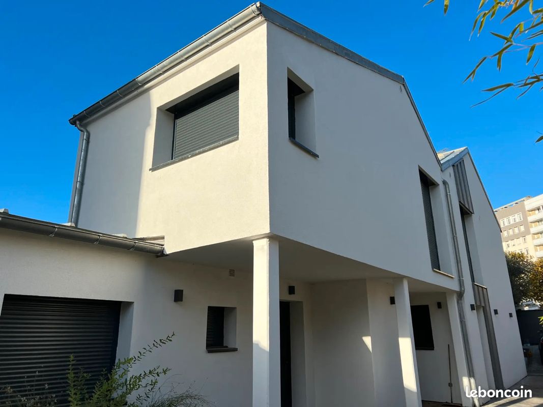 Maison 6 pièces 105 m² · à Rueil-Malmaison · 105 m² · 1 050 €/mois
