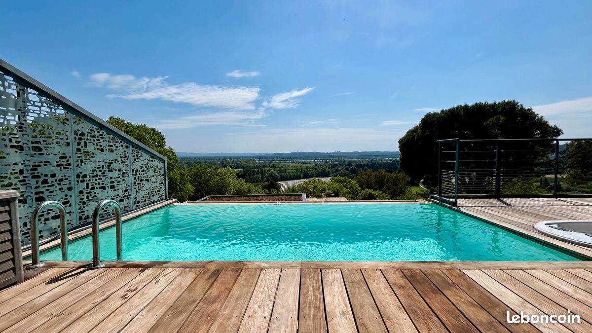 Appartement 3 pièces 100 m² · aux Angles · 100 m² · 649 900 €
