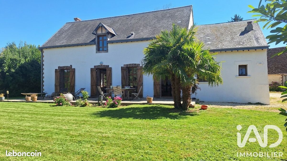 Maison 8 pièces 180 m² · à Fontaine-les-Ribouts · 180 m² · 490 000 €