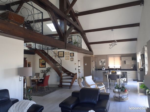 Maison 7 pièces 363 m²