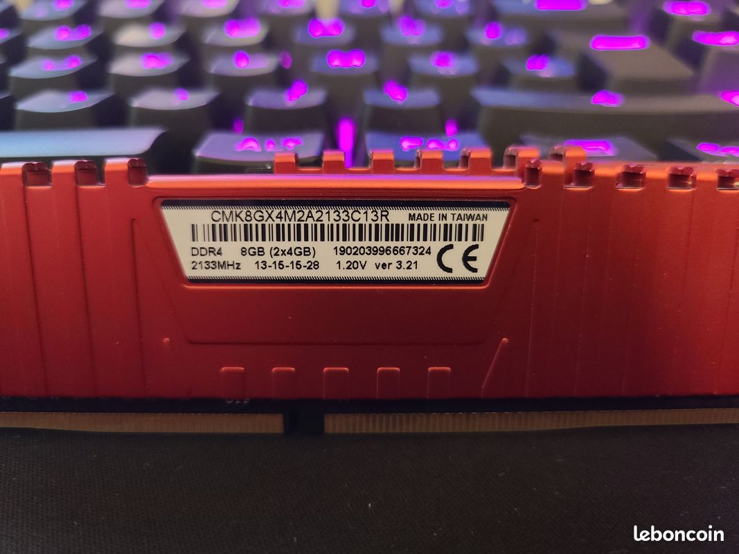 Corsair Vengeance LPX 8Go (2x4Go) DDR4 2133MHz C13 XMP 2.0 Kit de Mémoire Haute Performance - Rouge (image 2)