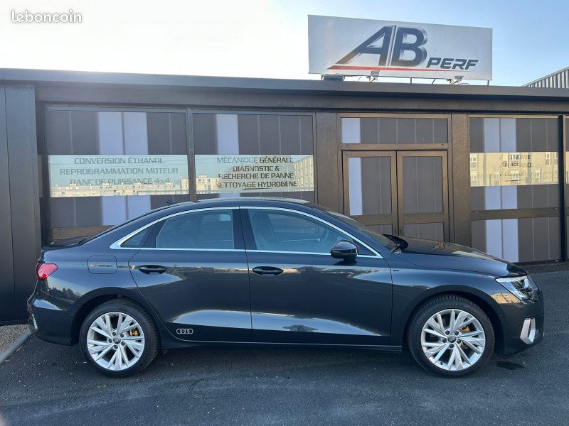 Audi A3 BERLINE 35 TFSI 150CH MILD HYBRID DESIGN LUXE S TRONIC 7 (image 24)