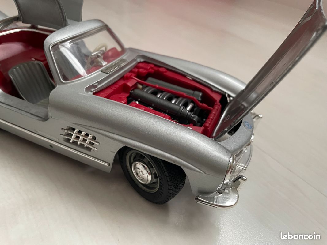 Mercedes 300 Sl Miniature 1:18 Mercedes Benz 300SL 1955 Gris Foncé
