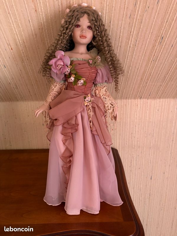 Poupée Artiste Mundia Ally – Porcelaine 64cm – Par Cécile Et Christine, Fabrication Française, Rare