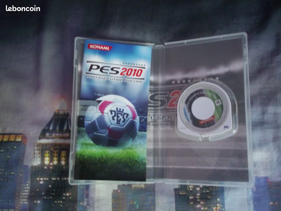Jeu psp - pes 2010 - poker 2 (image 3)