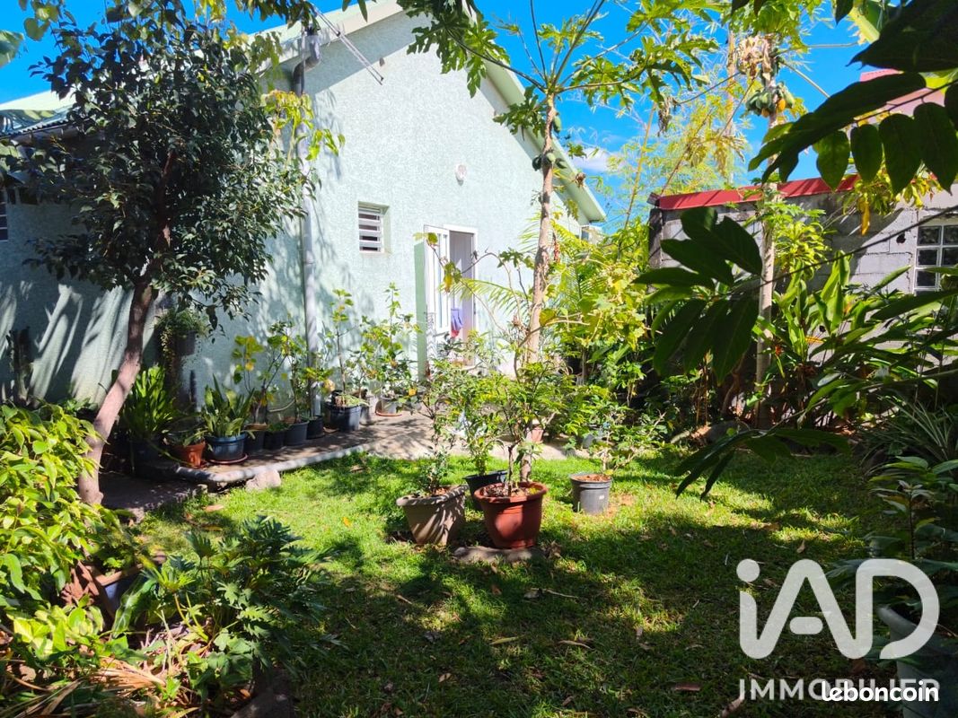 Maison 4 pièces 120 m² · à Saint-Louis · 120 m² · 319 000 €