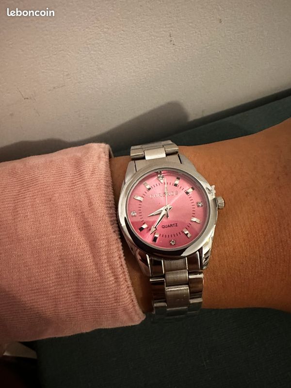 Montre femme neuve – cadran rose – bracelet acier argenté (image 1)