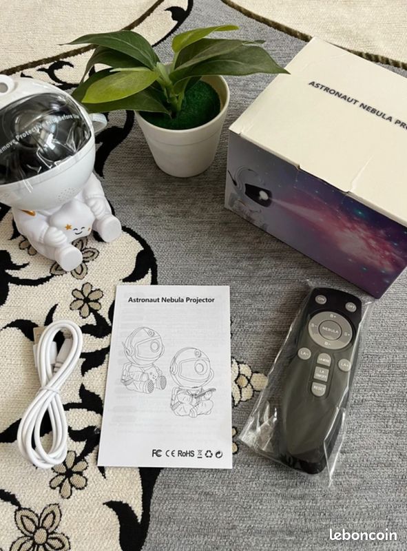 🤩 Astronaute Projecteur LED Veilleuse Galaxie & Étoiles 🌌 (image 1)