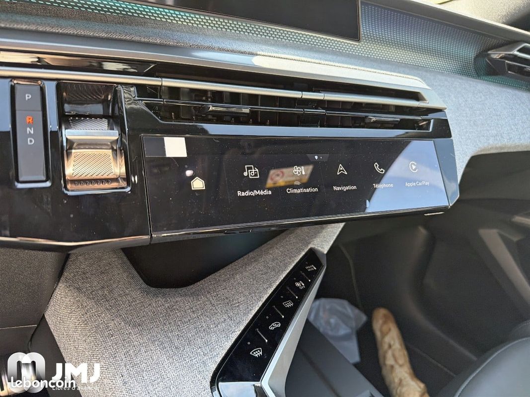 PEUGEOT 3008 Electrique 210 ch 73 kWh GT (image 15)