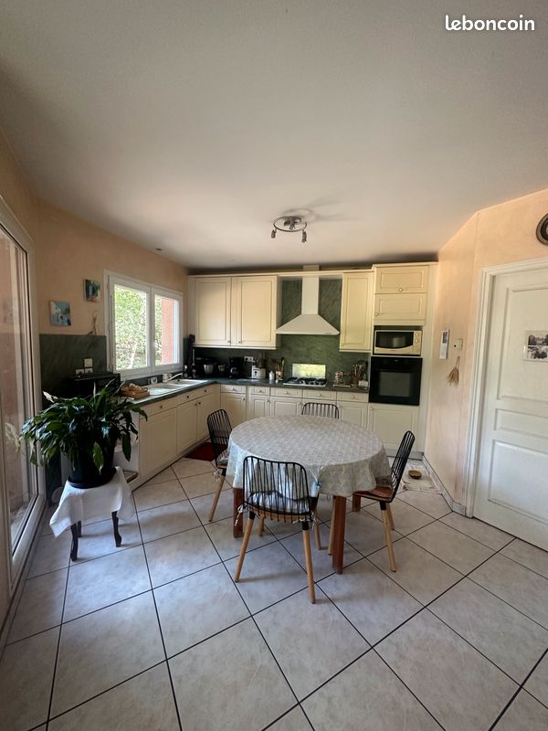 Maison de plain pied 3 ch et 1 bureau garage jardin - Pissos 40410 (image principale 4)