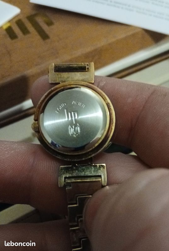 Montre Bracelet Homme MOGADOR Mécanique Vintage – Ne Fonctionne Pas – France