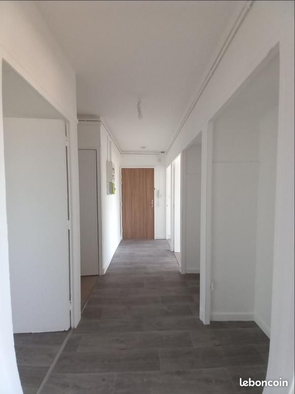 Appartement 5 pièces 77 m² · à Lyon · 77 m² · 1 064 €