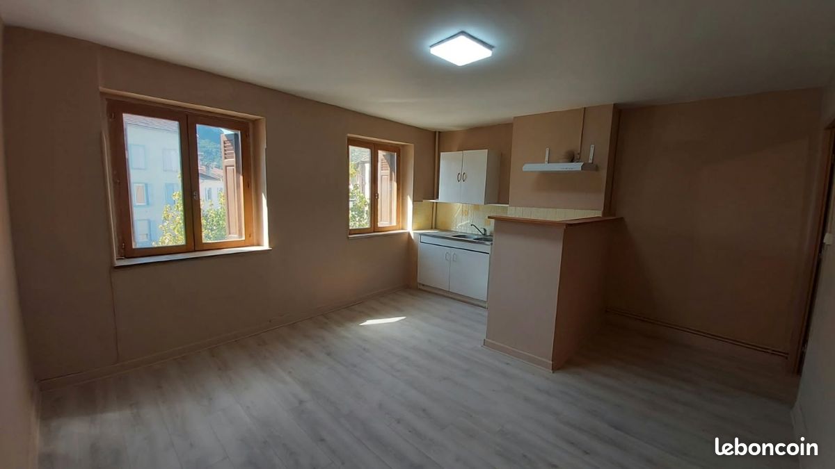 Appartement 1 pièce 31 m² · à Tarascon-sur-Ariège · 31 m² · 350 €/mois