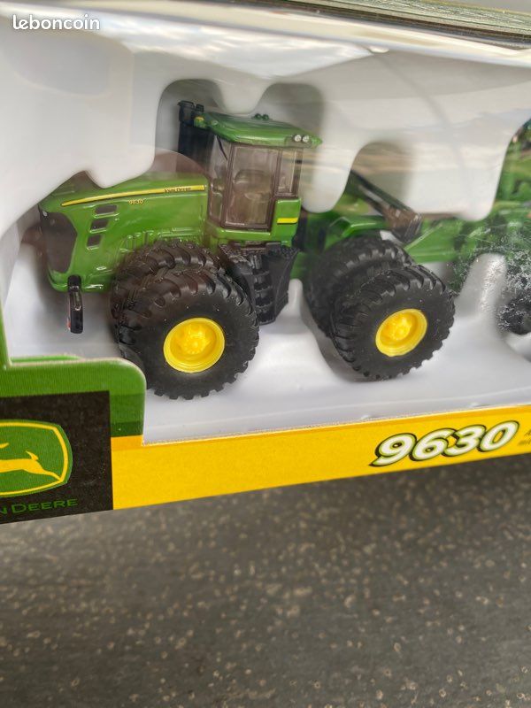 Autre circuits et véhicules GENERIQUE SIKU - John Deere 9630 avec