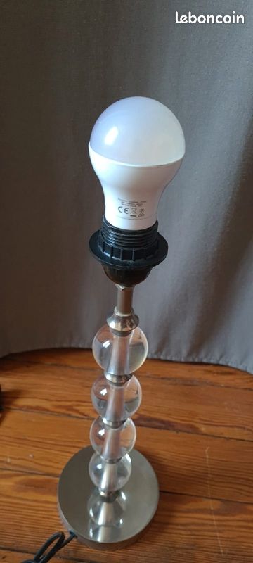 Lampe avec abat-jour (image 3)