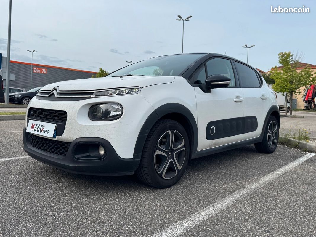 Citroën C3 / 1.2 PureTech / 110 CH / Shine / Distribution faite - Voitures