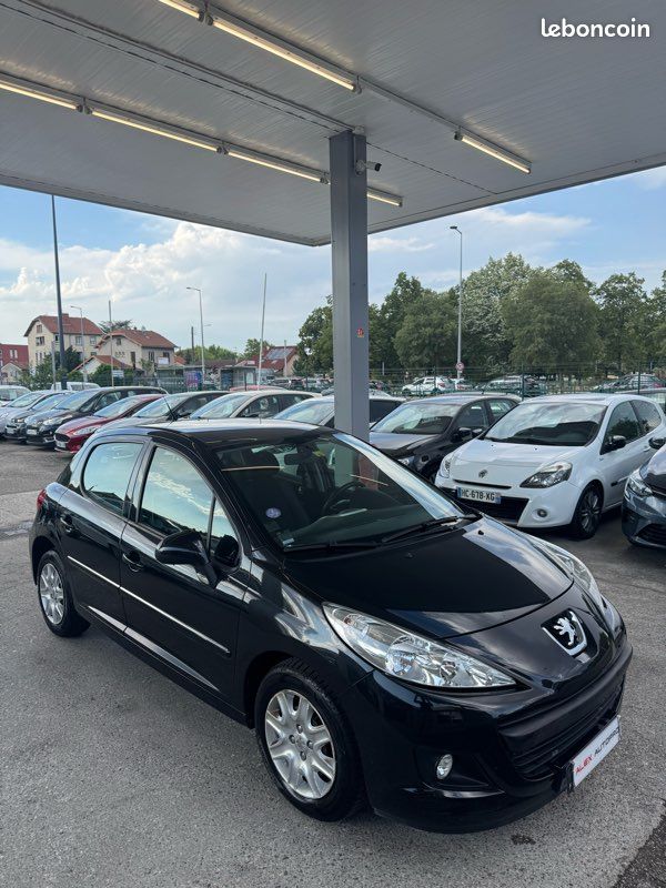 PEUGEOT 207 1.4 75ch Access (CRIT’AIR 1) (image 1)