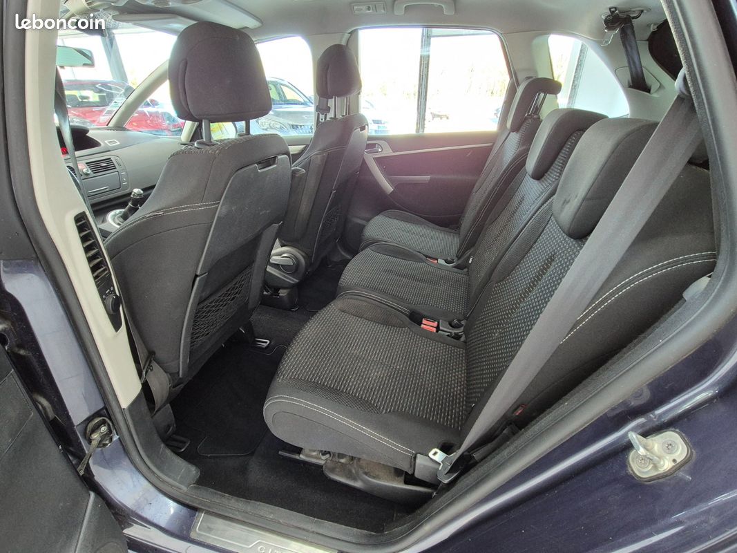Citroën C4 1.6 HDi 16V 110 cv Exclusive (image 8)