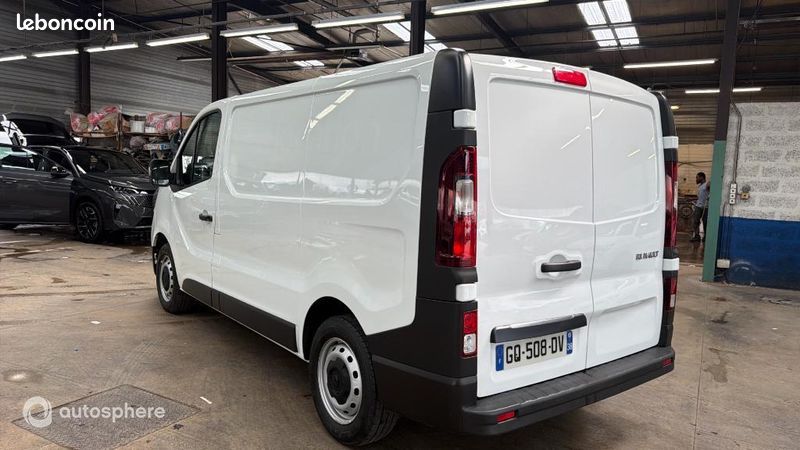 Renault Trafic Véhicule utilitaire ou Société L1H1 3T 2.0 Blue dCi 130ch Confort (image 7)