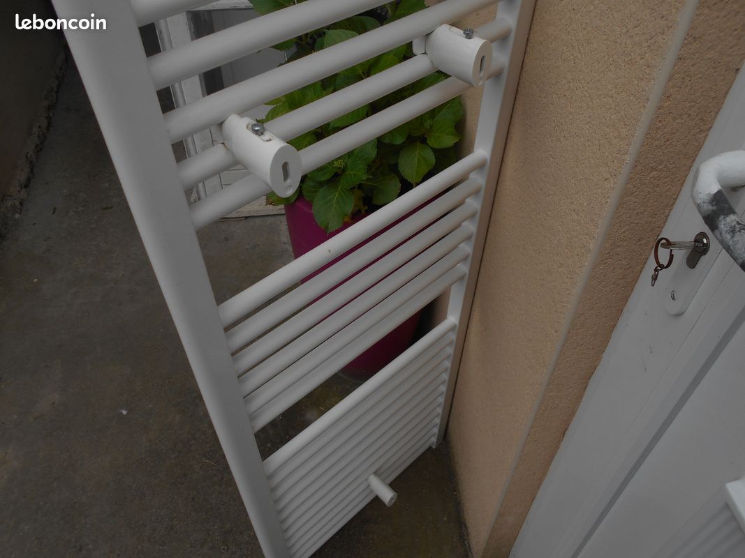 Chauffe serviette (chauffage) salle de bain (image 3)