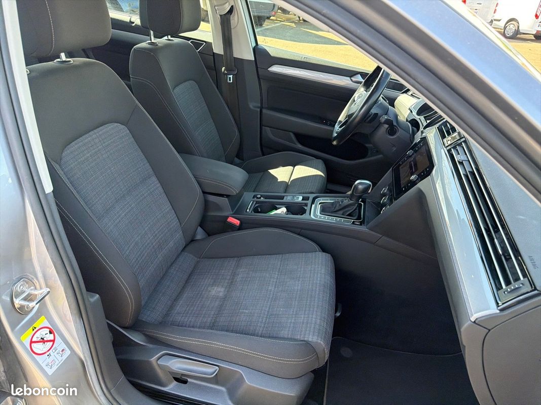 VOLKSWAGEN Passat 2.0 TDI EVO SCR 150 DSG7 Business (image 18)