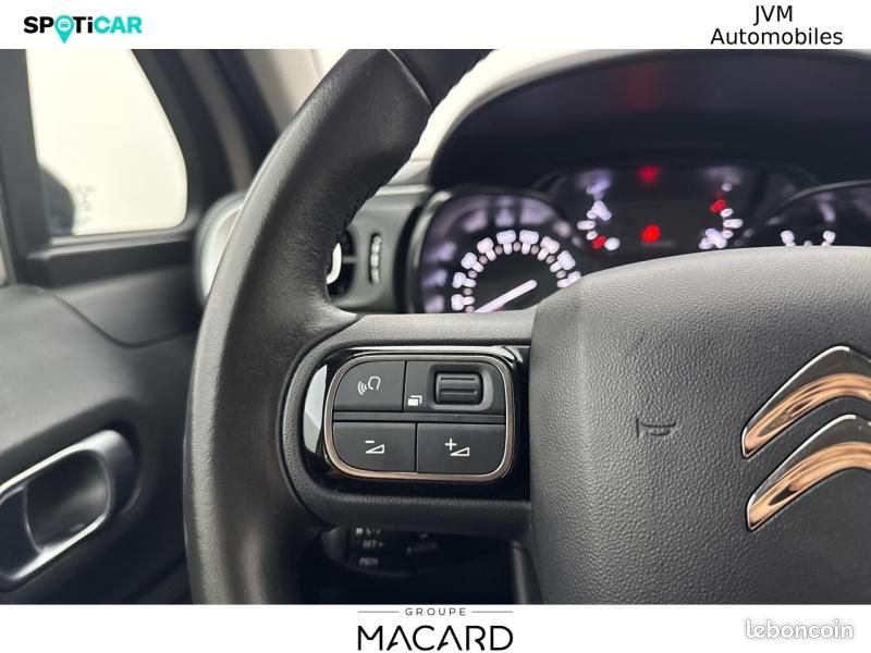Citroen C3 1.2 PureTech 110ch S&S Shine 124g (image 40)