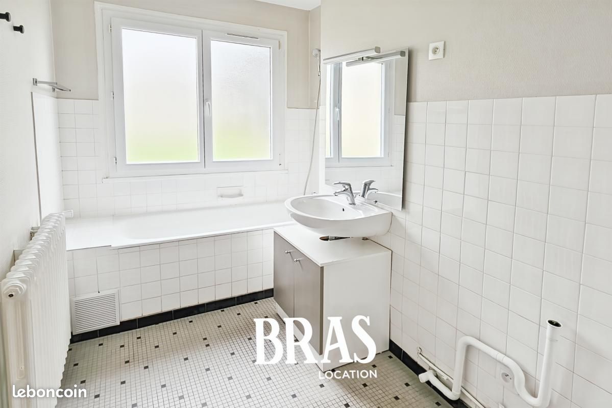 Appartement a louer saint-sebastien-sur-loire - 4 pièce(s) - 82 m2 - Surfyn