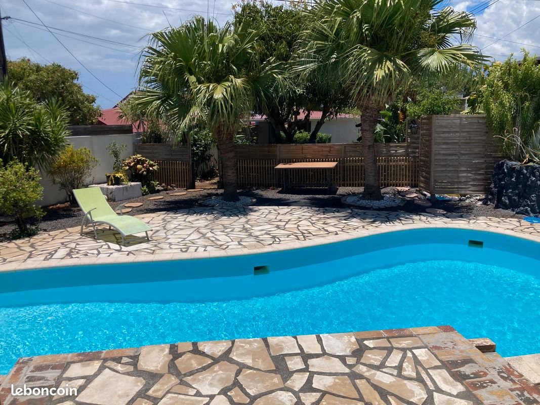 Grande maison avec piscine St-Pierre - La Réunion (image 1)