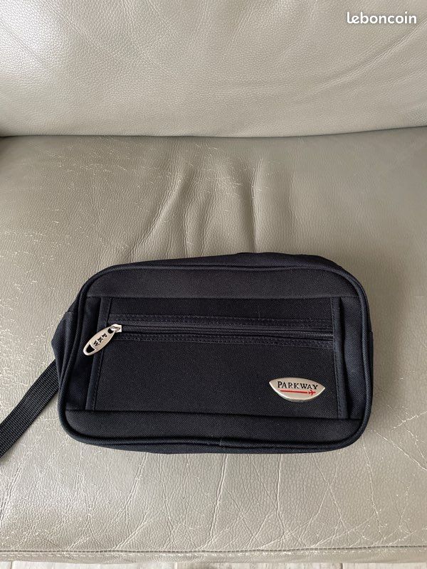 Trousse de toilette (image 1)