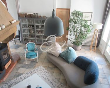 Maison 1 350 000 € - 360 m²