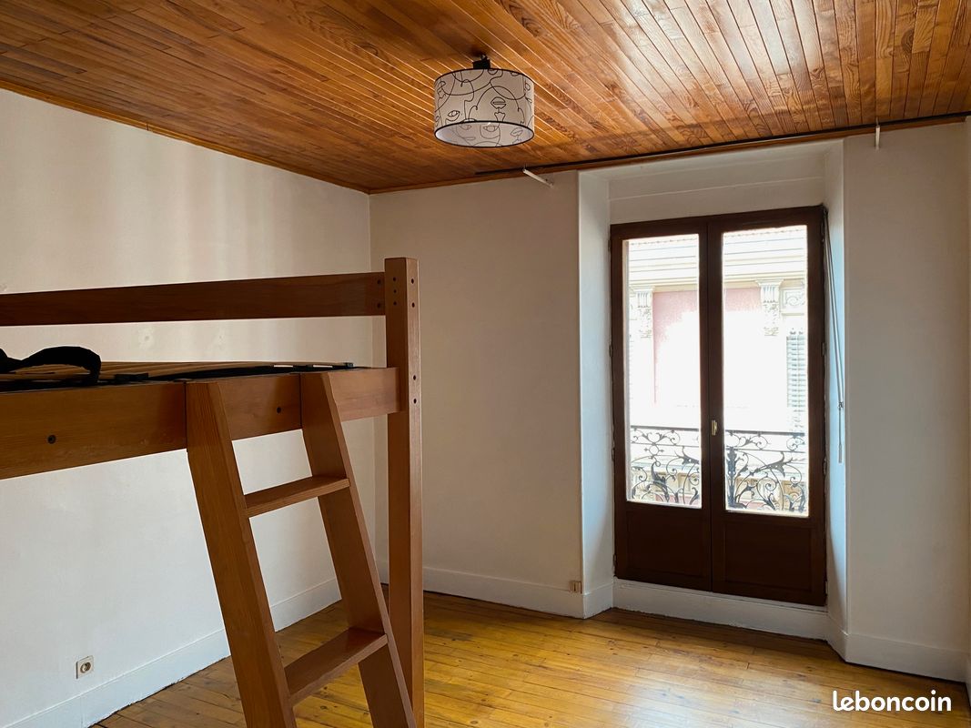Appartement 2 pièces 32 m² · à Grenoble · 32 m² · 480 €