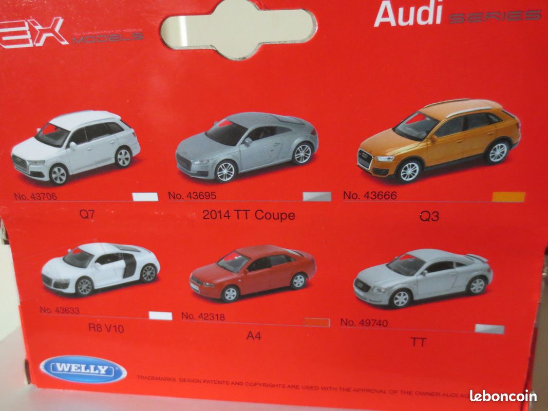 Voiture miniature Audi R8 1:24 blanche de Jamara - Jeux - Jouets Voiture miniature Audi R8 1:24 blanche de Jamara - Jeux - Jouets