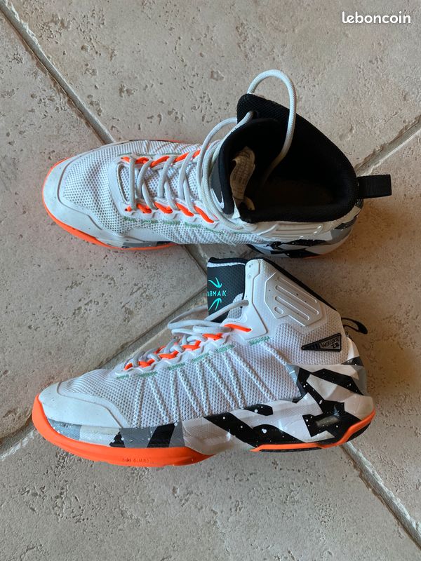 Chaussure Basket Ball Chaussure Tarmak Chaussures De Basket Tarmak