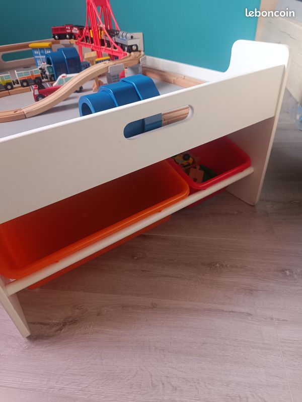Vend table de jeux + train en bois (image 3)