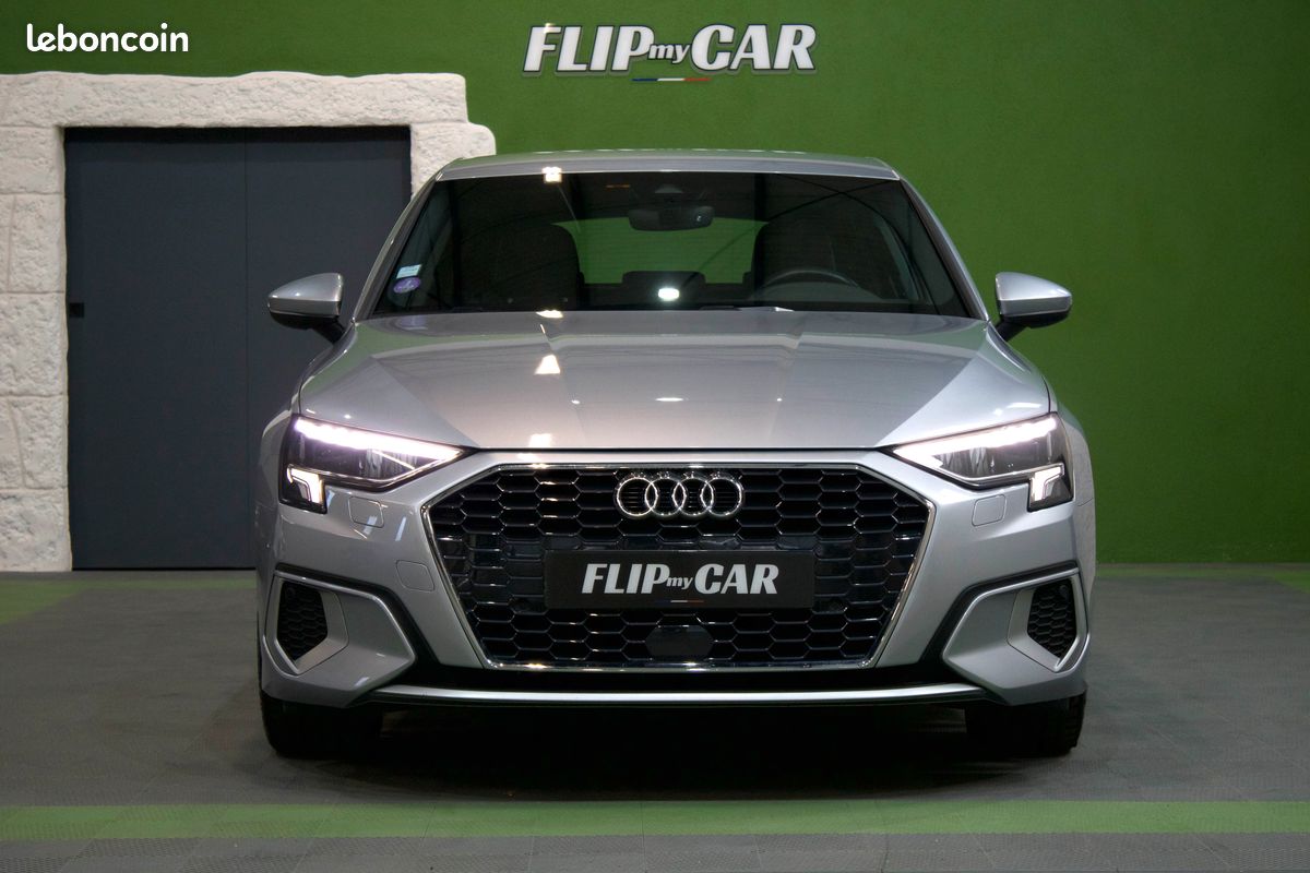 AUDI A3 IV Sportback 35 tfsi 150 DESIGN LUXE S Tronic 7 (image 3)