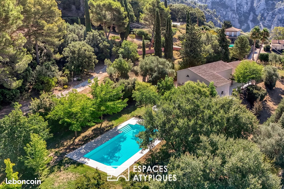 Maison 9 pièces 260 m² · à Ollioules · 260 m² · 1 195 000 €