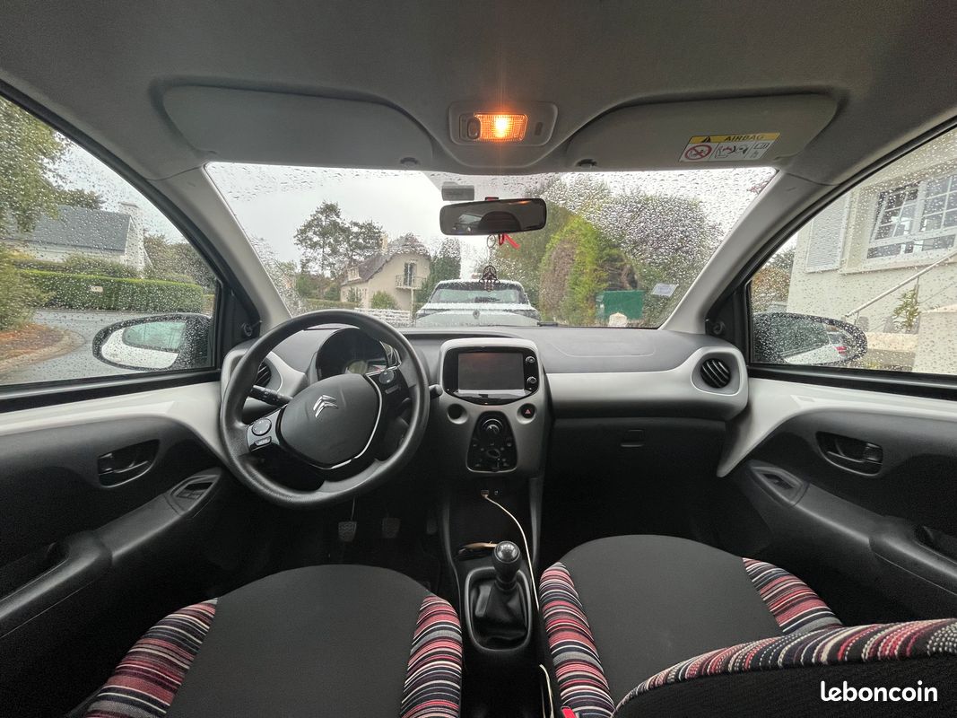 Citroen C1 VTI 68 Feel 5P Ess région Douvres (image 3)