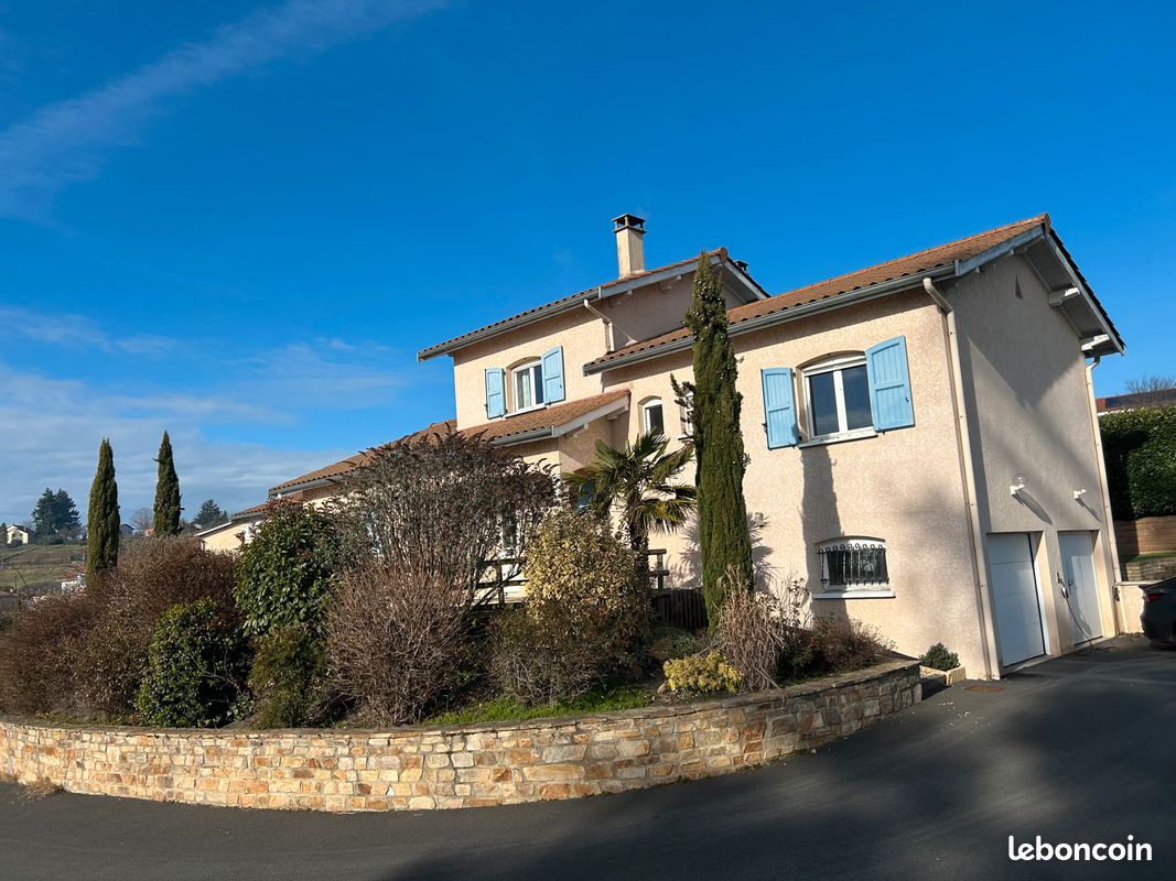 Maison 6 pièces 125 m² · à Meys · 125 m² · 395 000 €