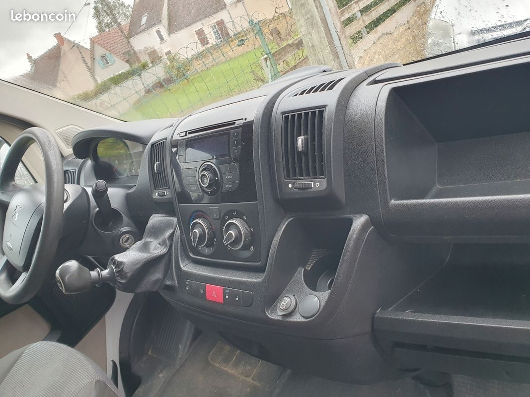 Peugeot boxer 2l2 130ch - Utilitaires