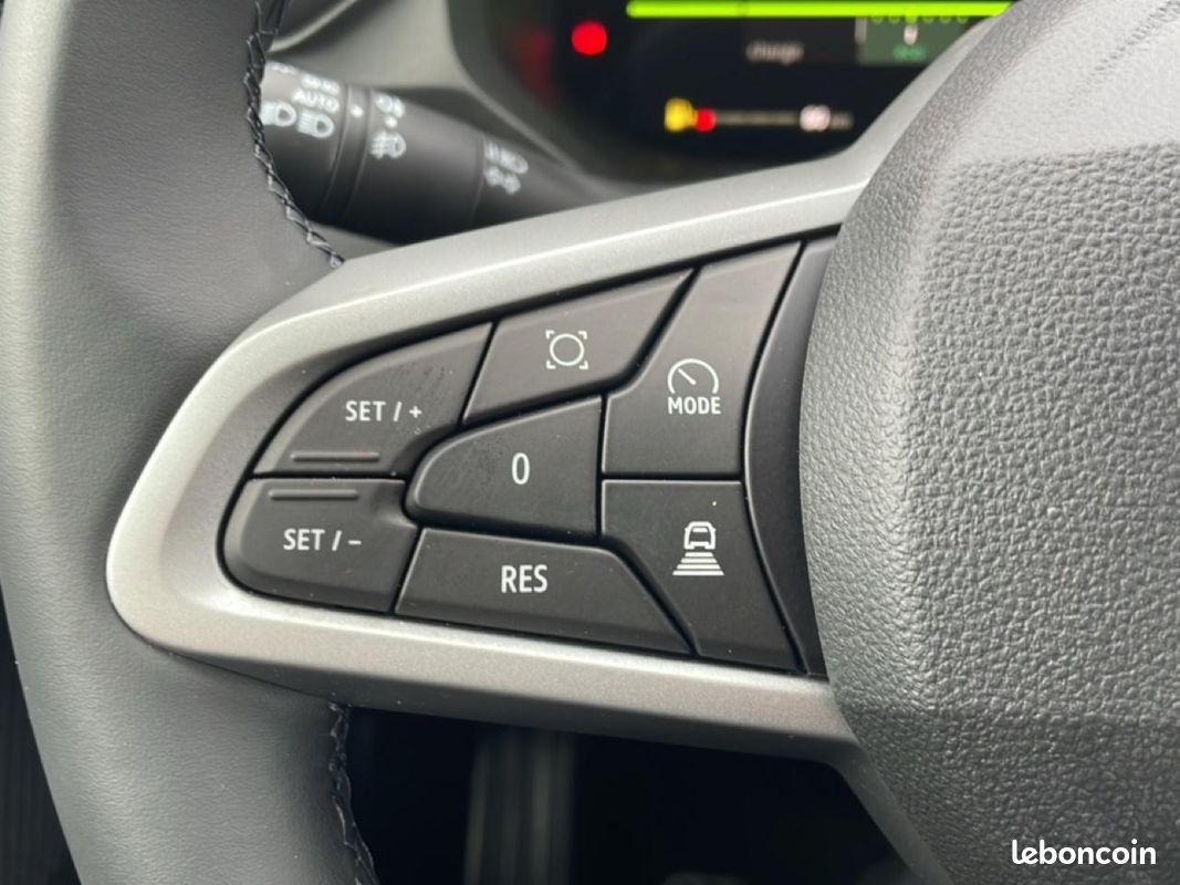 DACIA BIGSTER 1.8 hybrid 155 journey (image 14)