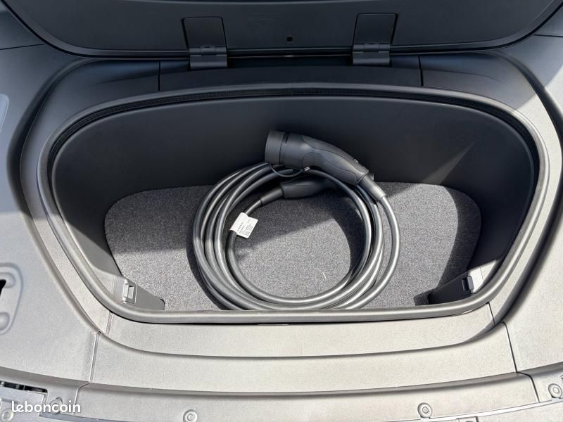 Volvo EX40 Single Extended Range 252ch Ultra (image 19)