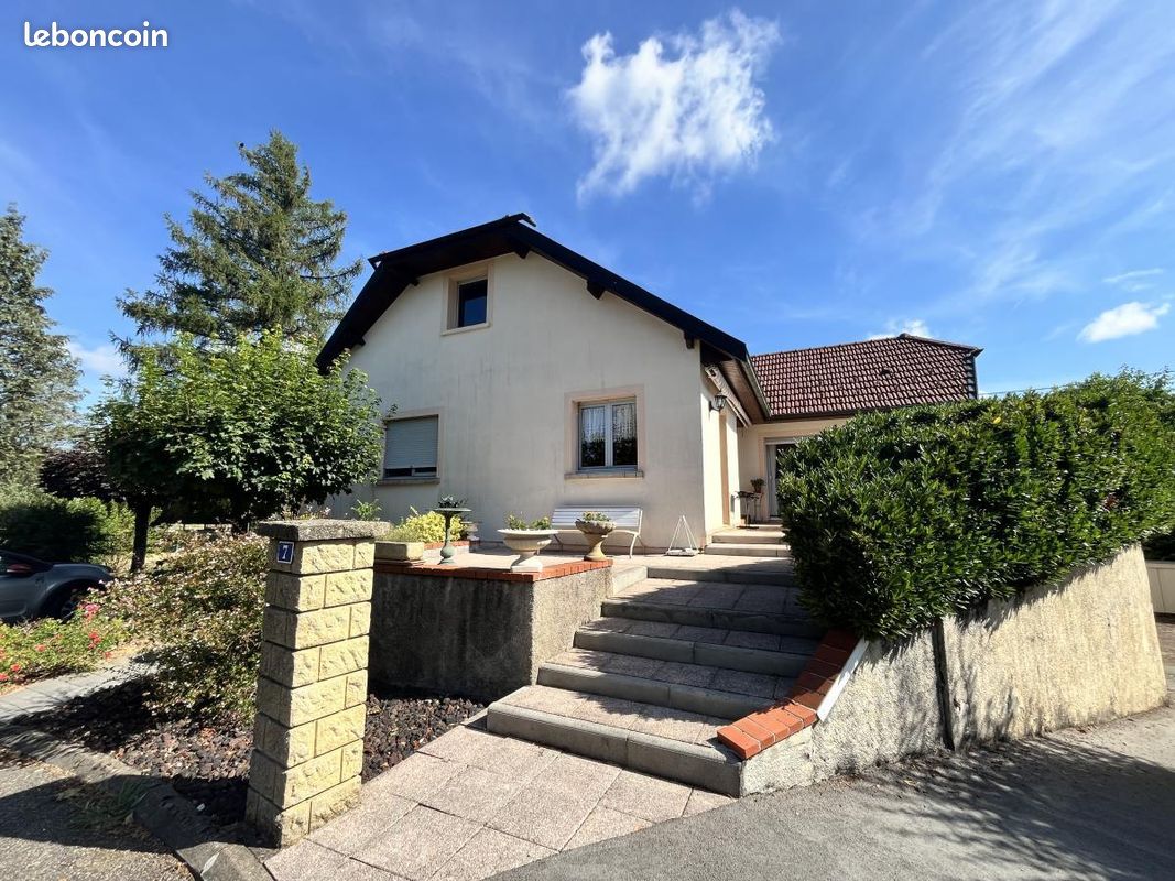 Maison 3 pièces 90 m² · à Saône · 90 m² · 248 000 €
