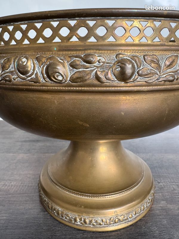 PRETYZOOM Vase Urne en Métal Doré À Décor Rétro Support De Fleurs Vase Vintage pour Centre De Table