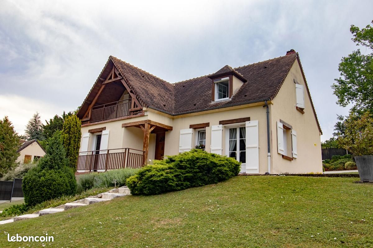 Maison 5 pièces 121 m² (image 1)
